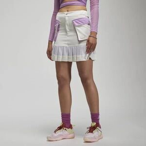 Nike‎ Jordan 23 Engineered White Skirt Pleated Sport Women’s Sz Large NWOT